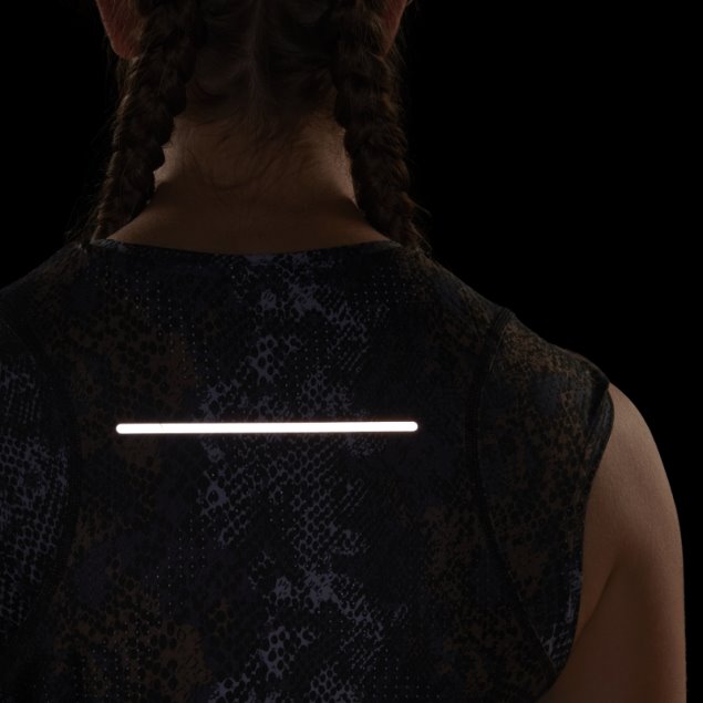 Camiseta Adidas Fast Running Hecha Con Tinta Plástica Parley Ocean