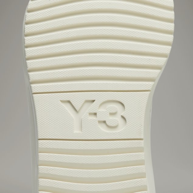 Adidas Y-3 Rivalidad Con Estilo