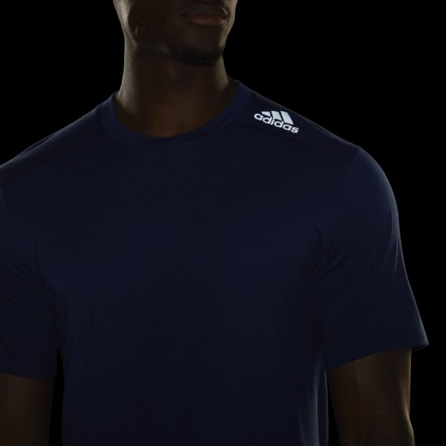 Camiseta Adidas Azul Oscuro Diseñada Para Entrenar