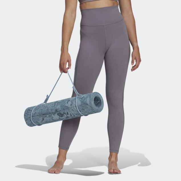 Leggings Grises De Canalé De Talle Superalto Con Diseño De Yoga Studio Luxe Wind De Adidas