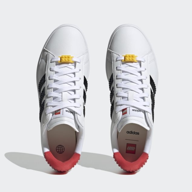 Zapatillas Adidas Grand Court X Lego 2.0 Blancas