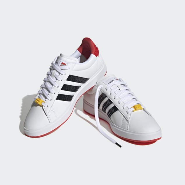 Zapatillas Adidas Grand Court X Lego 2.0 Blancas