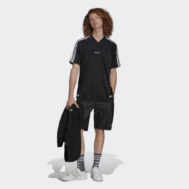Camiseta Negra Adidas Common Memory