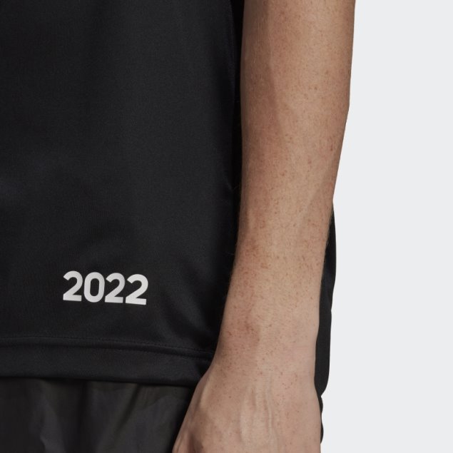 Camiseta Negra Adidas Common Memory