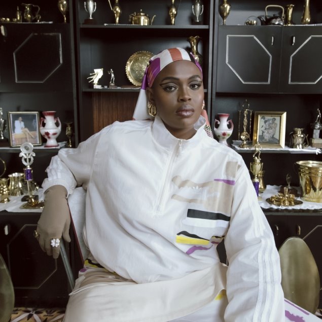 Sudadera Adidas Ecru Tint Thebe Magugu (talla Grande)