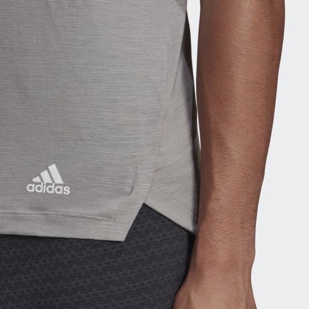 Camiseta De Entrenamiento Adidas Well Being Mgh Gris Solido