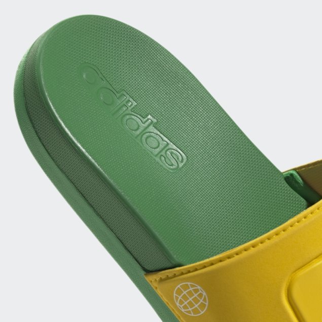 Eqt Amarillo Adidas Adilette Comfort X Lego Slides Moda