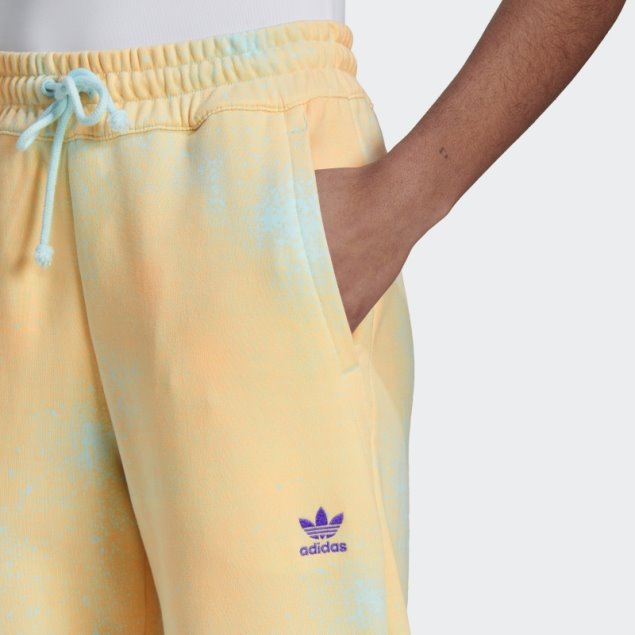 Joggers Azules Con Bajo Bajo Y Estampado Integral Adidas