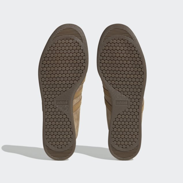 Pantone Adidas Tabaco Zapatos