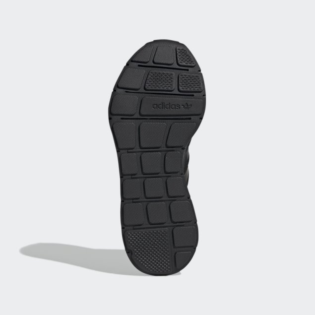 Tenis Adidas Swift Run Negros