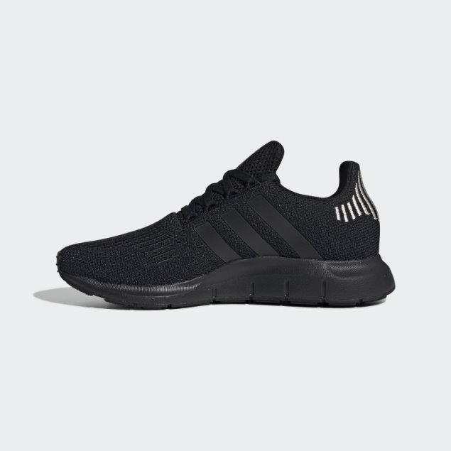 Tenis Adidas Swift Run Negros