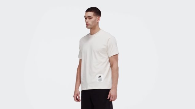 Camiseta Adidas Sin Teñir Con La Gran Insignia Del Deporte (género Neutral)