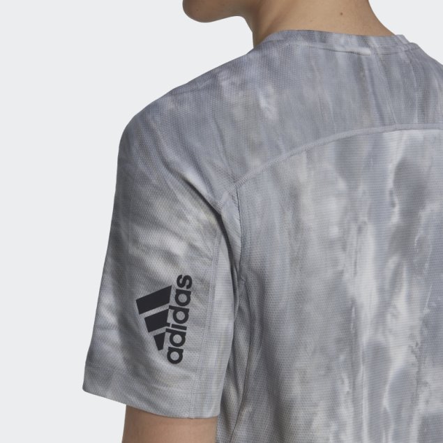 Playera Overspray Plateada Con Gráfico De Adidas