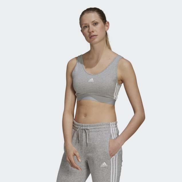Top Corto Adidas Essentials De 3 Rayas En Gris Medio Con Almohadillas Removibles