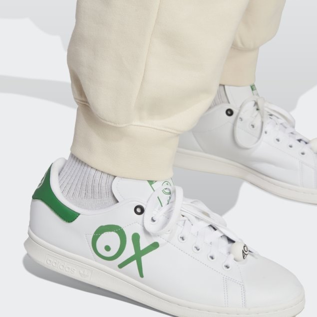 Joggers De Aventura Adidas Blancos