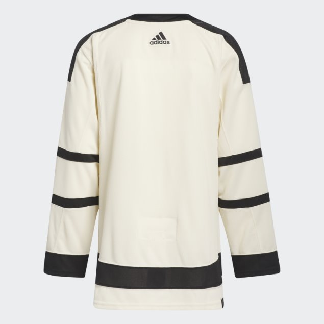Camiseta Pingüinos Auténtico Invierno Clásico Wordmark Beige 15 Ccm-sld Adidas