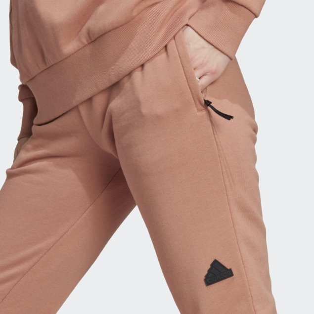 Adidas City Escape Pantalón Regular Fit Arcilla