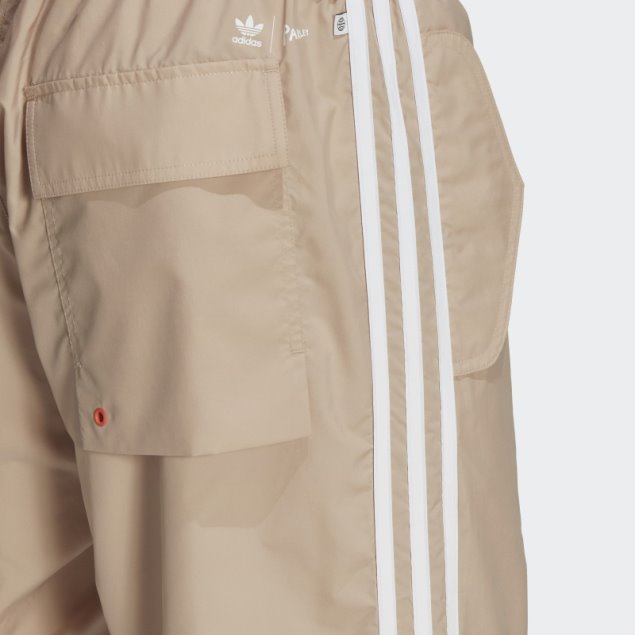 Pantalones De Chándal Adicolor Parley Adidas Beige