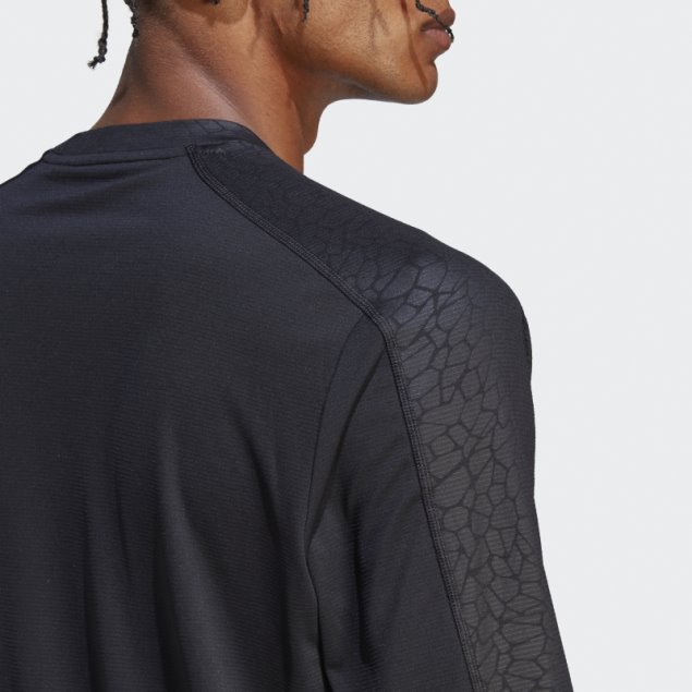 Camiseta De Manga Larga Con Estampado De Pu De Entrenamiento Negro Adidas