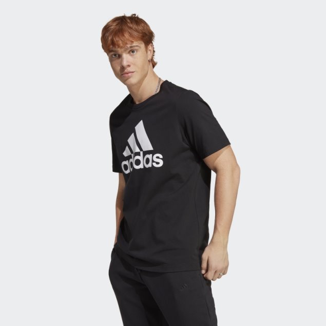 Camiseta Negra Essentials Single Jersey Con Logo Grande De Adidas