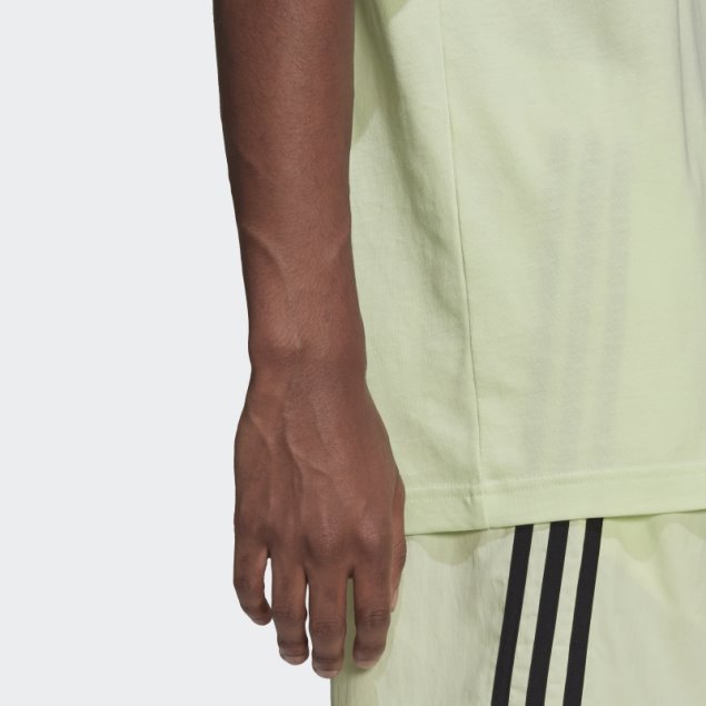 Camiseta Con Estampado De Flores De Pescado Stoked De Lima De Adidas