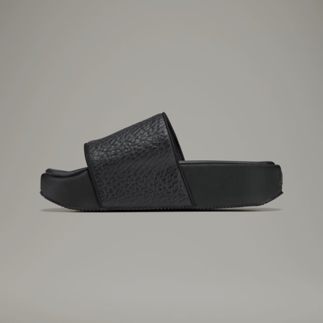 Y-3 Diapositivas Adidas Con Estilo