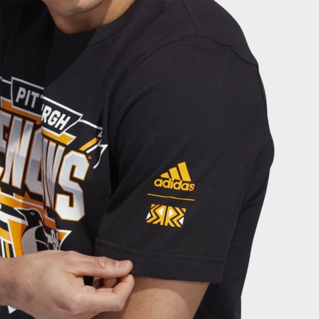 Elegante Camiseta Adidas Penguins Playmaker Multicolor