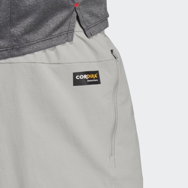 Adidas Mgh Gris Sólido Diseñado Para Entrenar Pantalones Cortos De Entrenamiento De Cordura