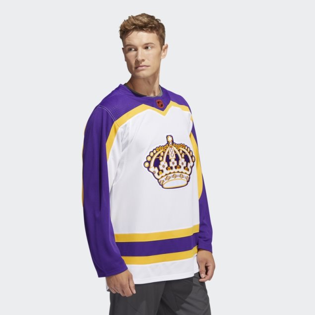 Camiseta Kings Authentic Reverse Retro Wordmark Blanco Adidas