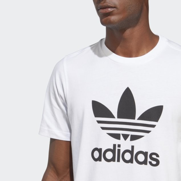 Adidas Adicolor Camiseta Negra Clásica Con Trébol