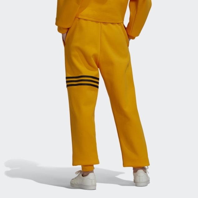 Joggers Adidas Dorados Adicolor Neuclassics