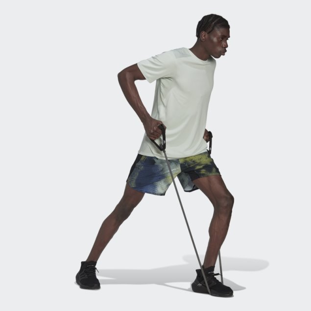 Adidas D4t Hiit Allover Print Shorts De Entrenamiento Amarillo Caliente