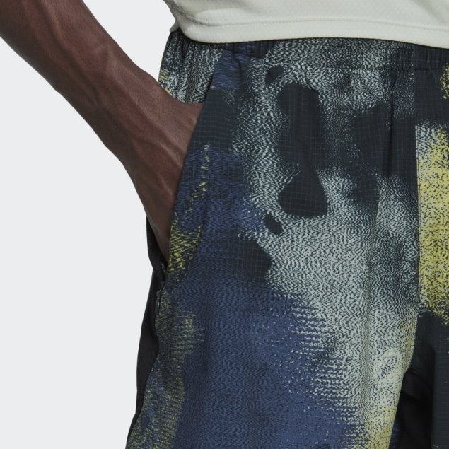 Adidas D4t Hiit Allover Print Shorts De Entrenamiento Amarillo Caliente