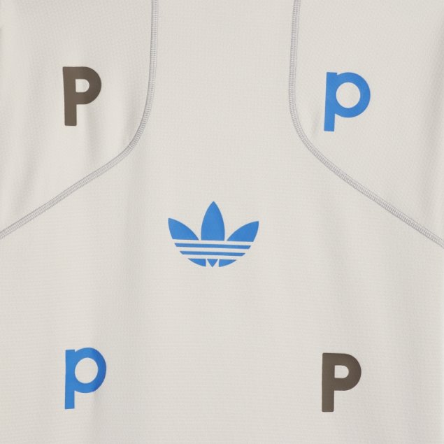 Elegante Camiseta Gris De Manga Corta Adidas Pop Tech