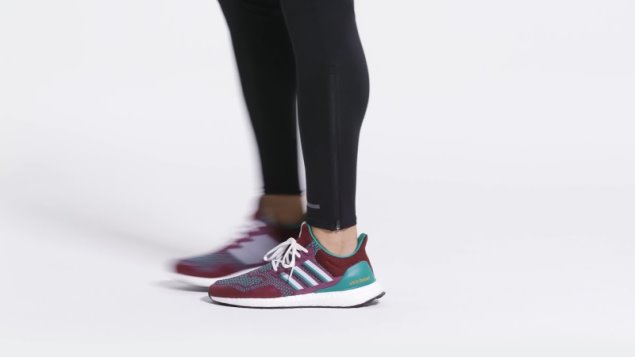 Ultraboost 1.0 Dna Patos Poderosos Jesse Hall Correr Ropa Deportiva Estilo De Vida Zapatos Granate Adidas