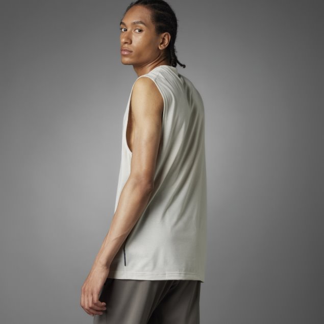 Camiseta Sin Mangas De Yoga Authentic Balance Adidas Aluminio