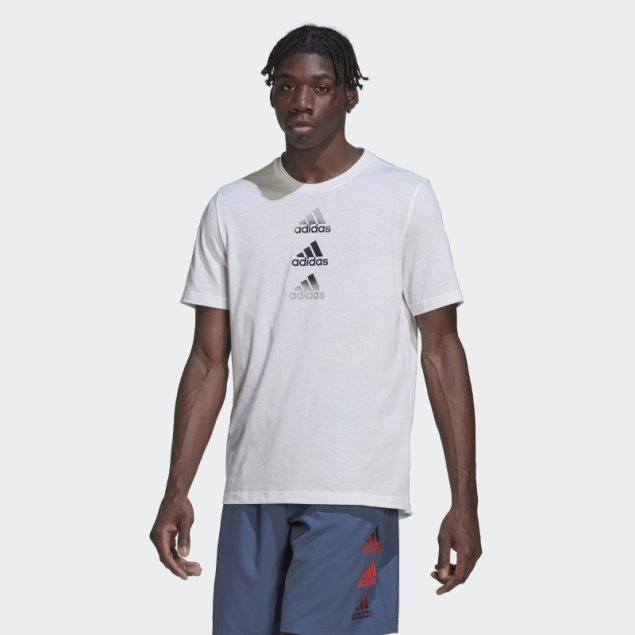 Camiseta Blanca Con El Logo Diseñado Para Moverse De Adidas