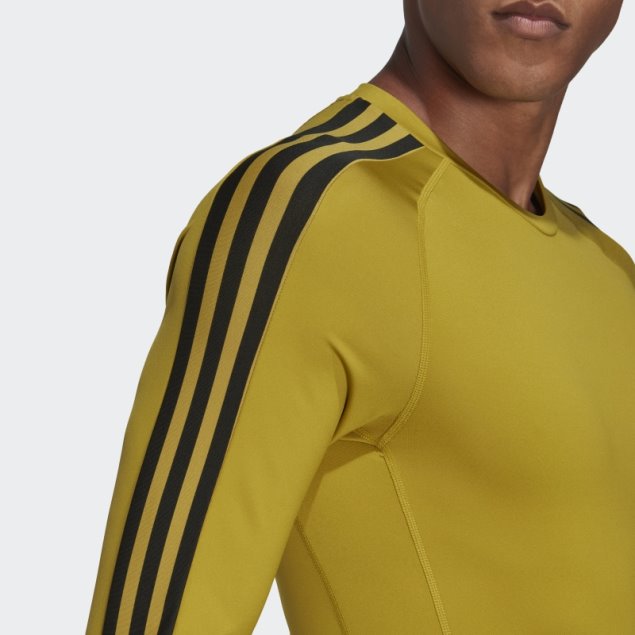 Camiseta De Entrenamiento De Manga Larga Con 3 Rayas Techfit De Adidas Verde Oliva