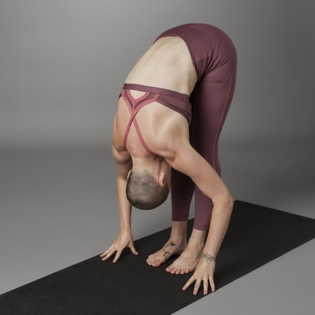 Sujetador De Sujeción Ligera Adidas Authentic Balance Yoga En Color Burdeos