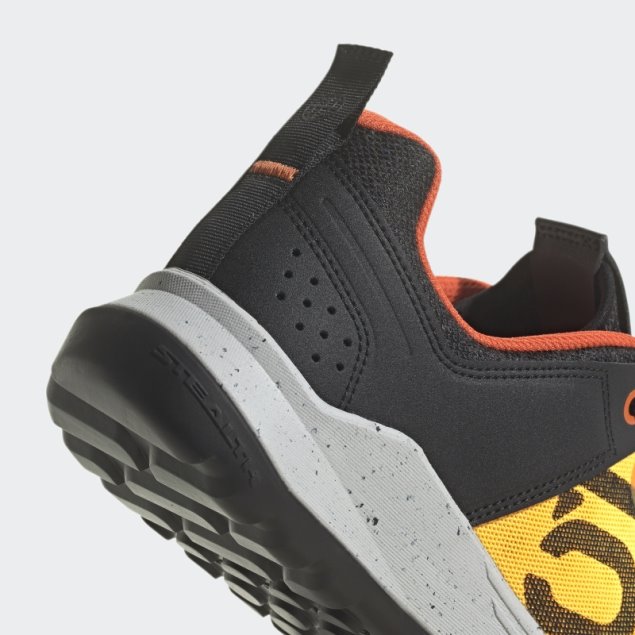 Cinco Diez Trailcross Xt Zapatos Oro Adidas