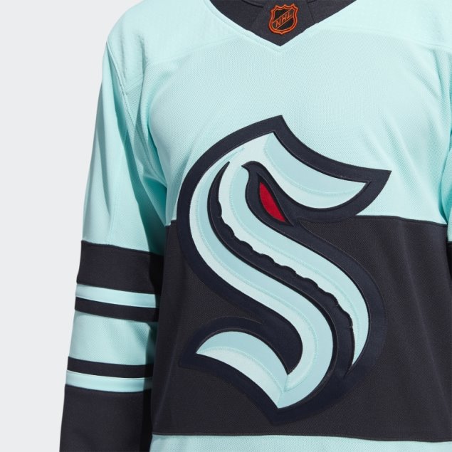 Adidas Kraken Energy Aqua Camiseta Auténtica Retro Con Marca Denominativa Invertida