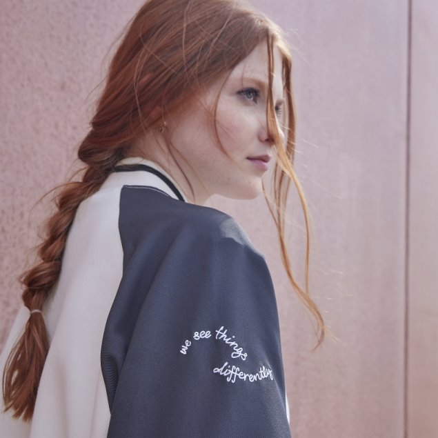 Adidas Chaqueta Bomber Estampada Blanca (género Neutro)