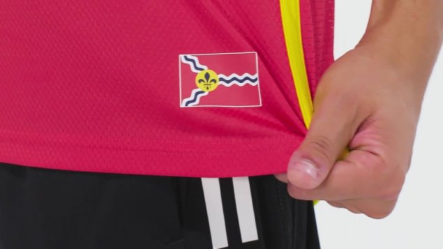 Calle. Camiseta Louis City Sc 23/24 Primera Equipación Auténtico Rosa Adidas