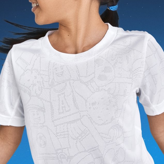 Camiseta Adidas X Lego Play Blanco Caliente