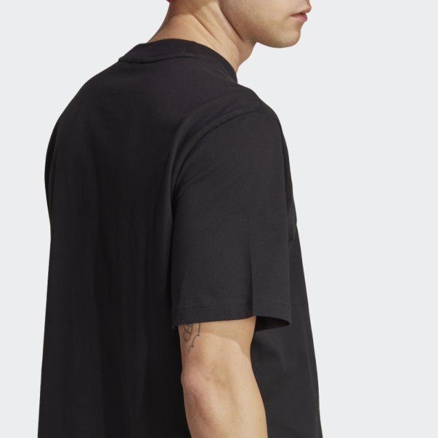 Camiseta Negra Adidas Future Icons Insignia De Deporte