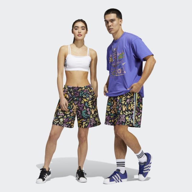 Adidas Love Une Shorts Tejidos Con Estampado De Garabatos (género Neutro) Multicolor
