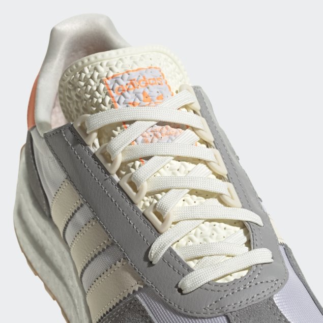 Zapatillas Adidas Retropy E5 Color Crudo