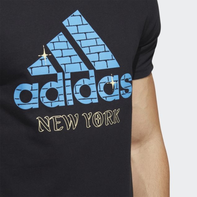 Adidas Camiseta Negra De Manga Corta Con Logo De Nueva York
