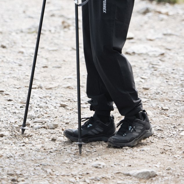 Zapatos De Senderismo Adidas Terrex Ax4 De Menta Con Estilo