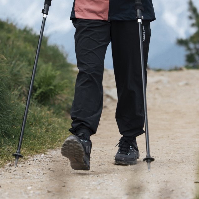Zapatos De Senderismo Adidas Terrex Ax4 De Menta Con Estilo